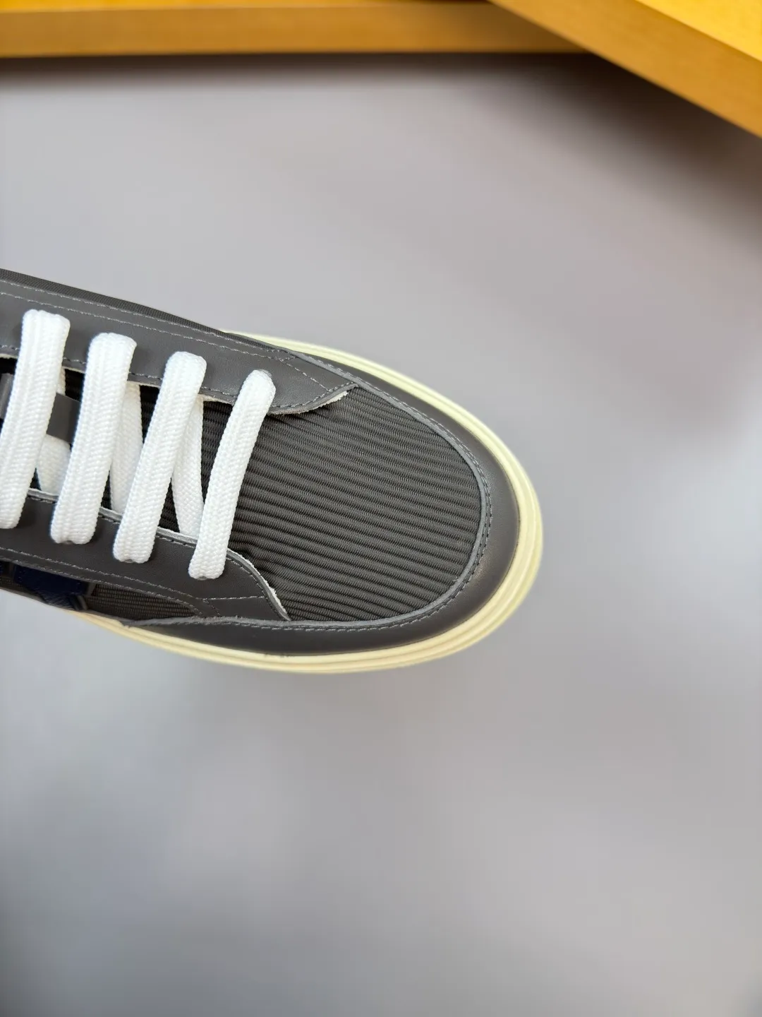 Men's men's shoes 💰420 [New style] 🏃‍♂️🏃‍♂️[ Ferragamo] Ferragamo - High-end quality original order·Casual sports shoes - Upper: 🔝Nappa calfskin, suede calfskin, shoe body. Sewing brand totem, tongue air pressure brand logo - Inner: water-dyed cowhide - Outsole: ultra-light TPU foam rubber; molded outsole -Ultra-high quality control and fine workmanship: outstanding (high-end, extravagance, grade) -Size: 38-45 (46, can be customized)
